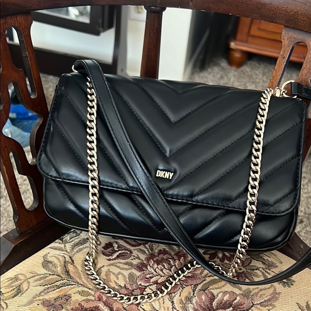 DKNY Black Quilted Chain Shoulder Bag